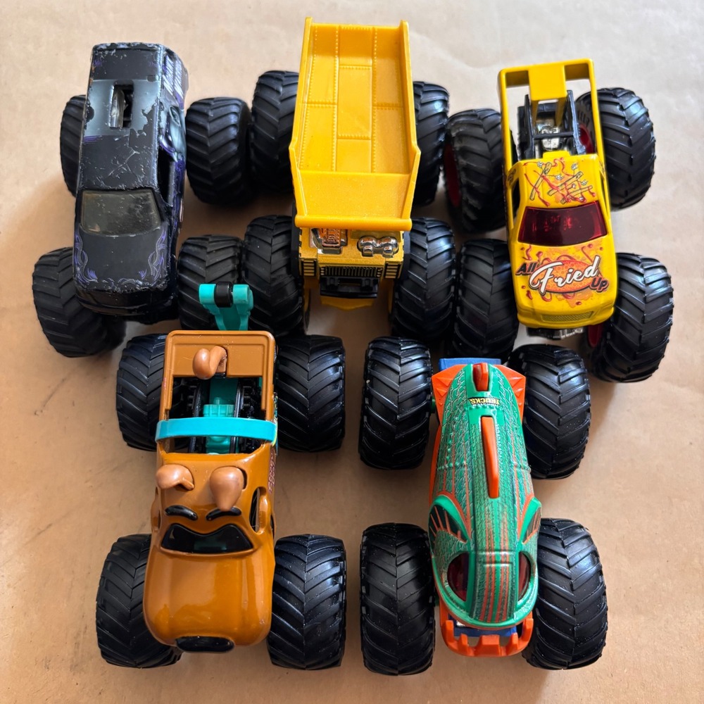 Hot Wheels Monster Jam Trucks Lot of 5 Scooby-Doo Mohawk Warrior 1:64 Diecast